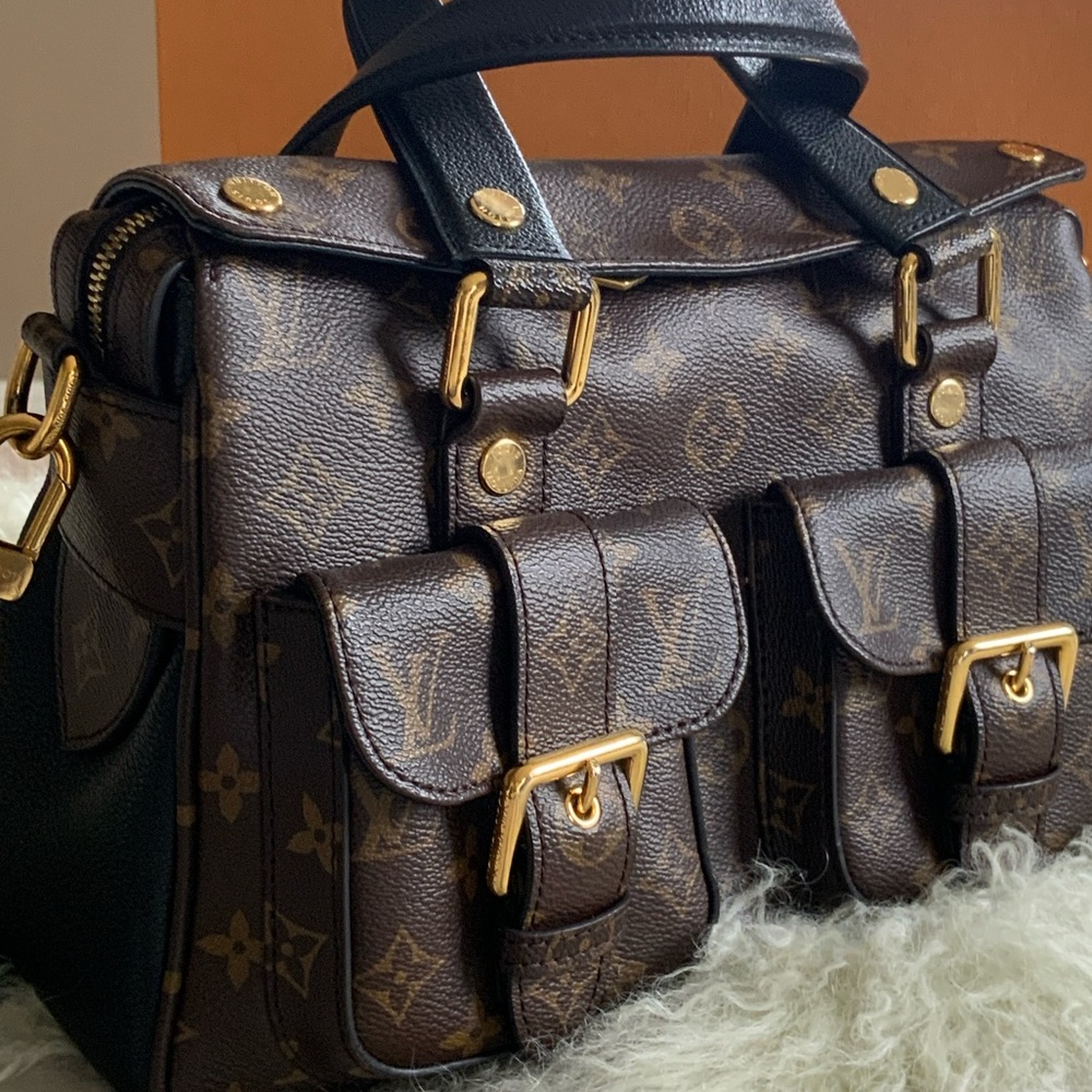 Louis Vuitton Manhattan Monogram Shoulder or Tote Handbag (Noir) - Picture 5 of 9